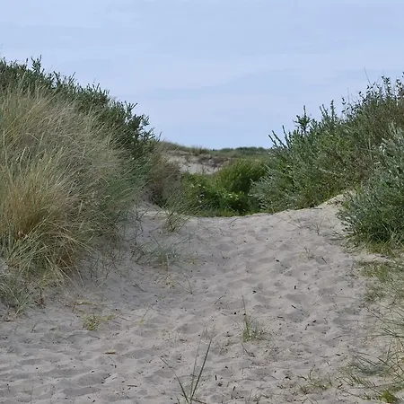 Holiday home Studio Glucklich Am Meer Egmond aan Zee